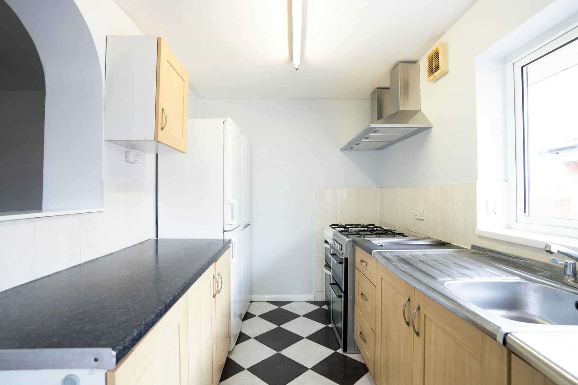 2 Morris Road