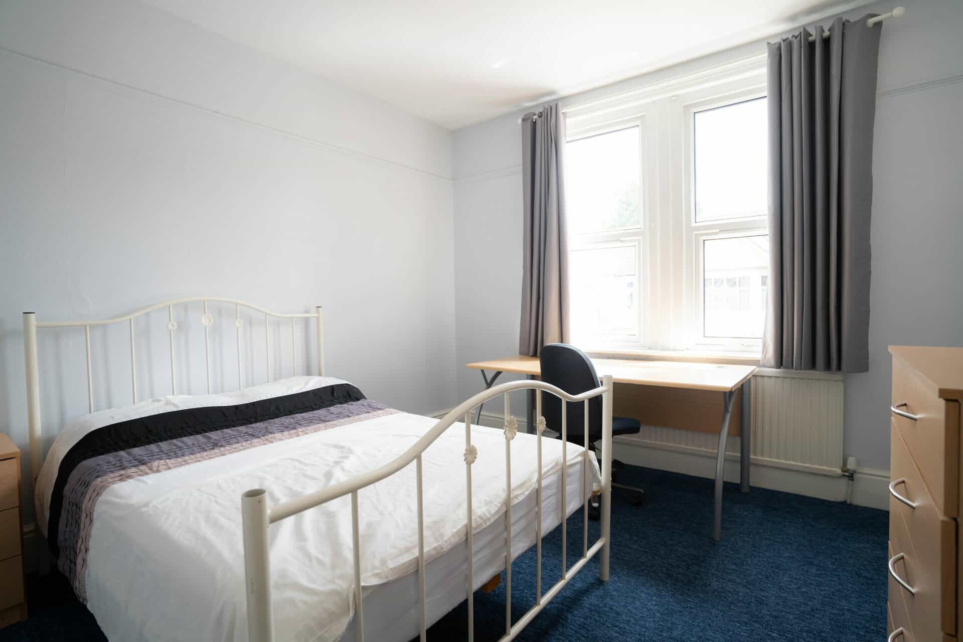 2 Morris Road