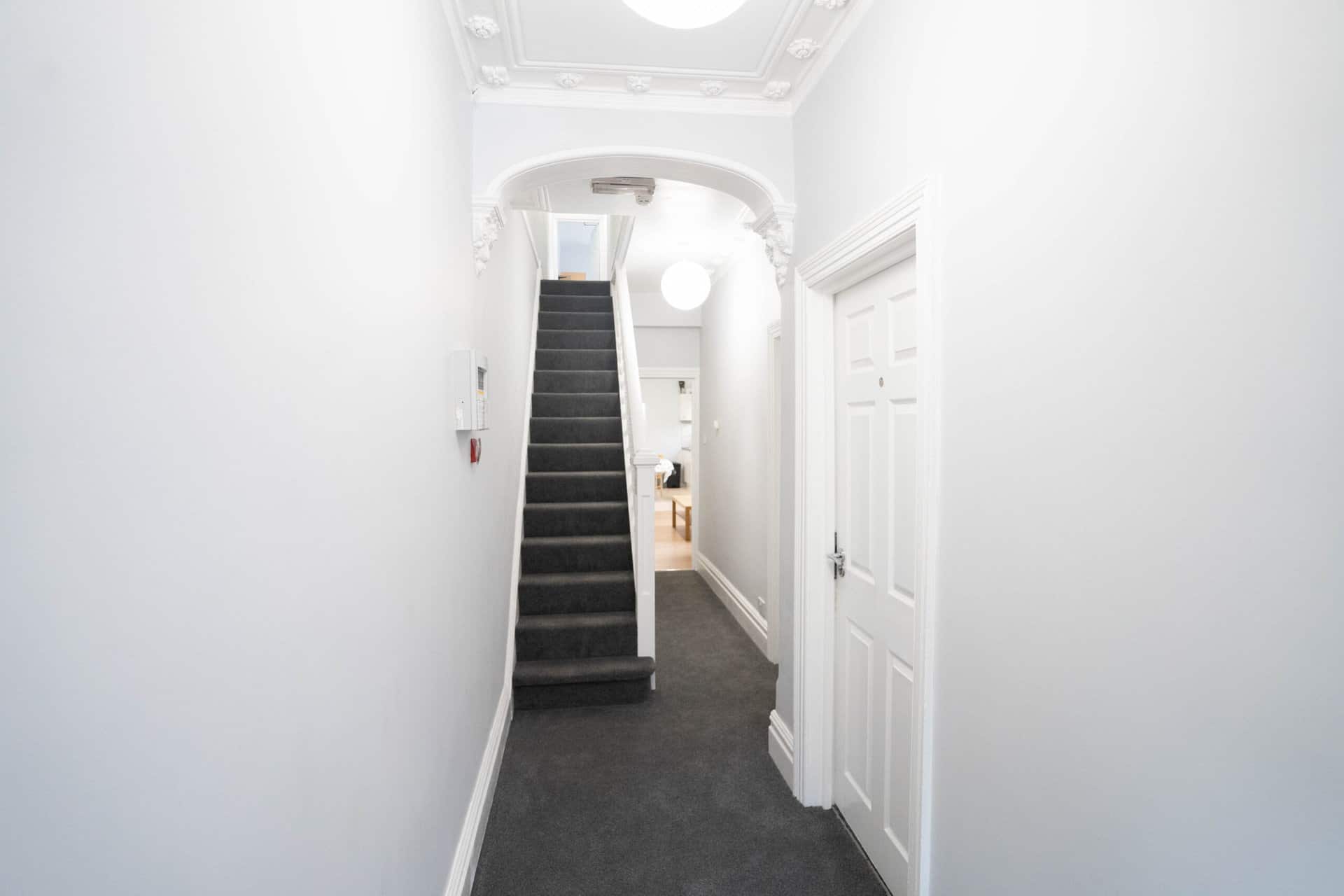 26 Holyrood Avenue